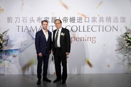 Papadatos opens its first monobrand in Shanghai