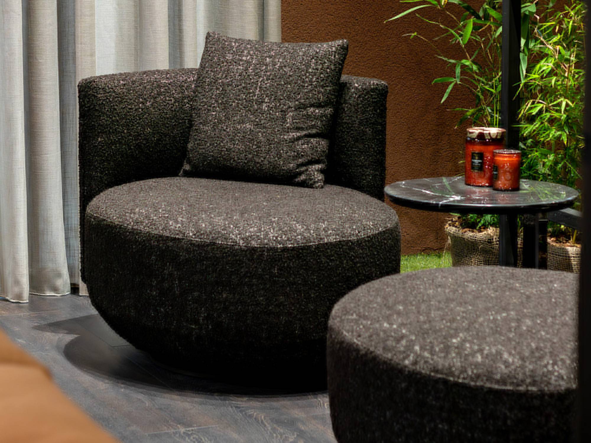papadatos-petite-fleur-armchair-6_1.jpg
